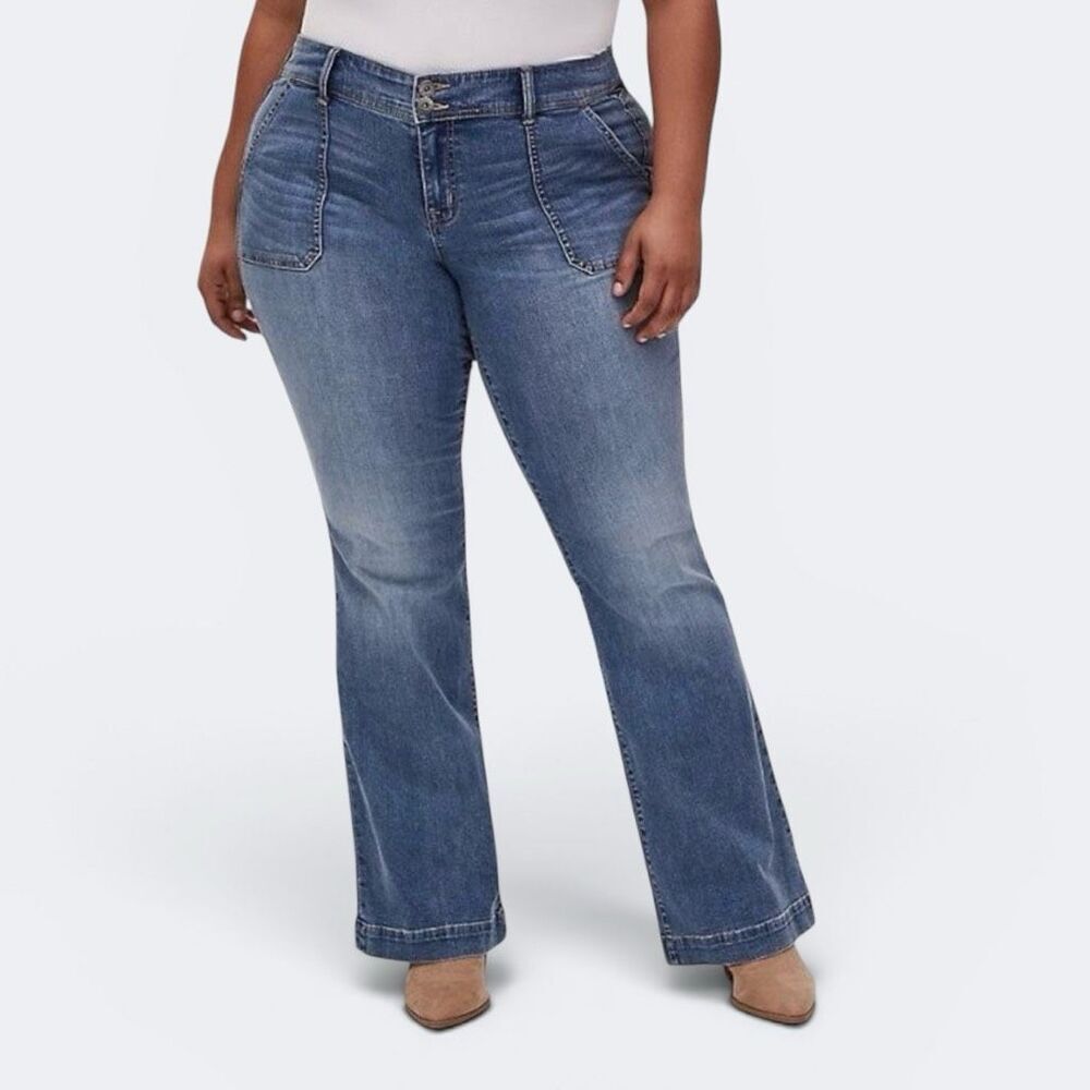 Torrid Vintage Stretch TALL Mid Rise Flare Jeans 33.5” Sz 14T